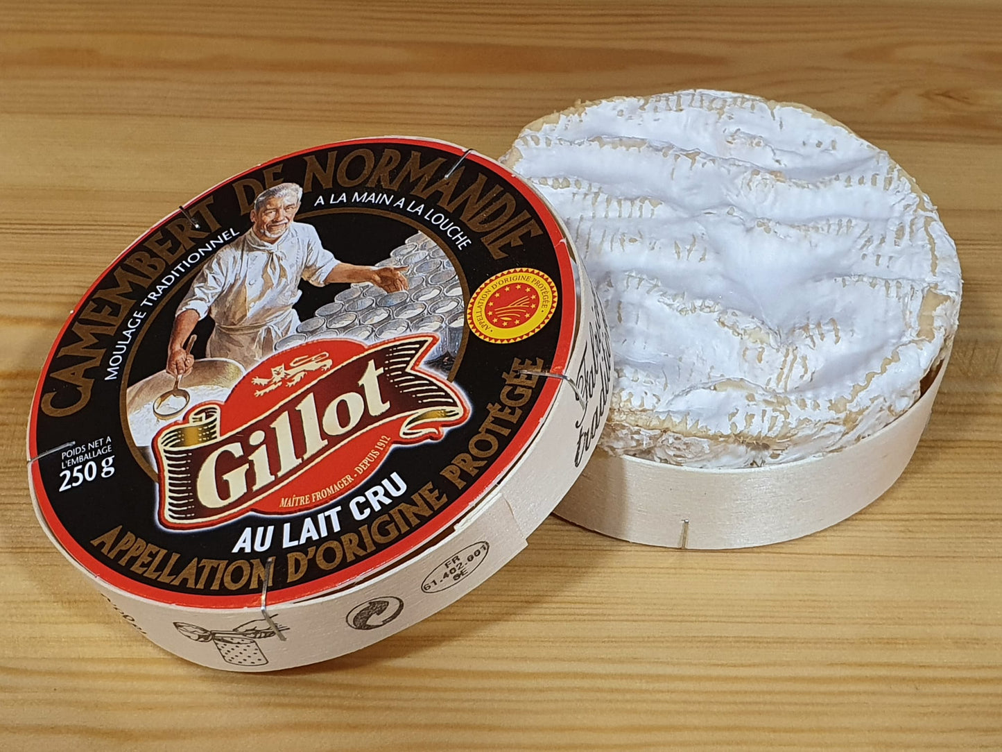 CAMEMBERT